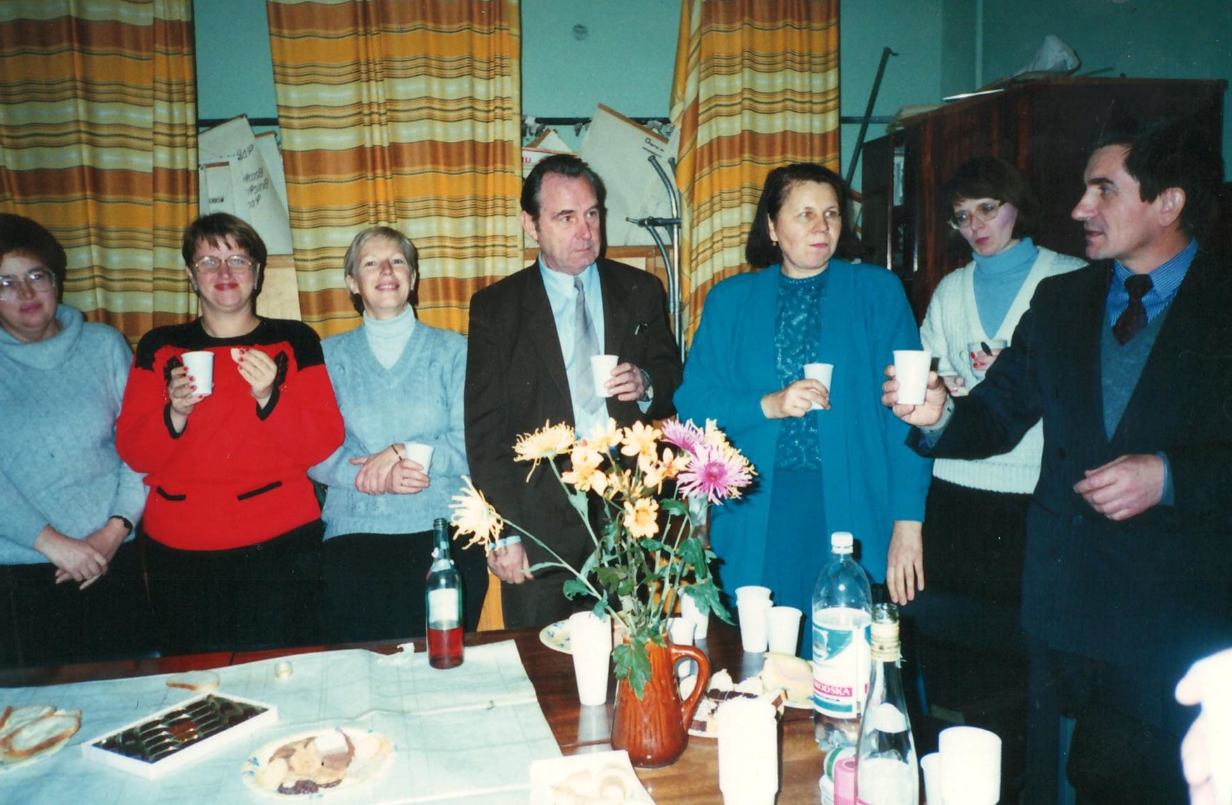 title - 33 wuSQcgdUd