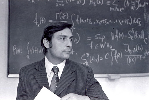 Науковий керівник Олександр Іванович Степанець